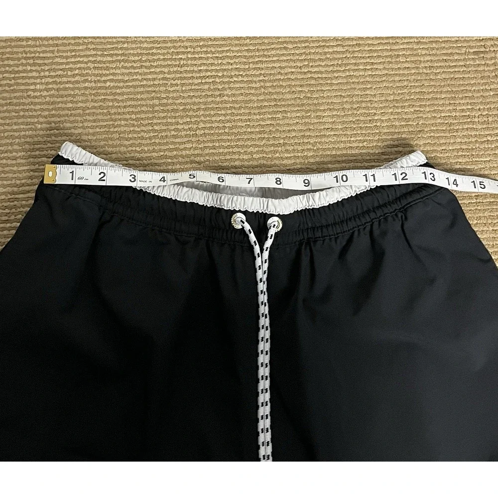Chubbies Black Swim Trunks Board Shorts 5.5
